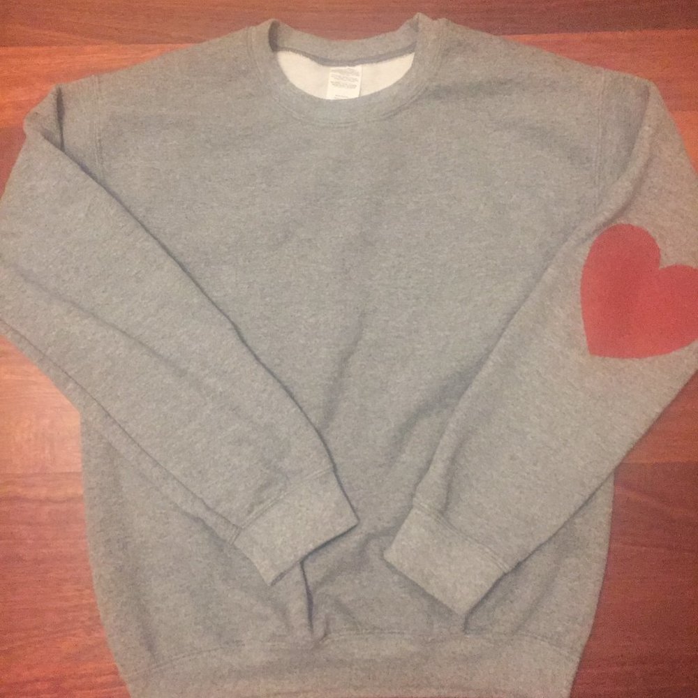 Super Cute Gray Sweatshirt